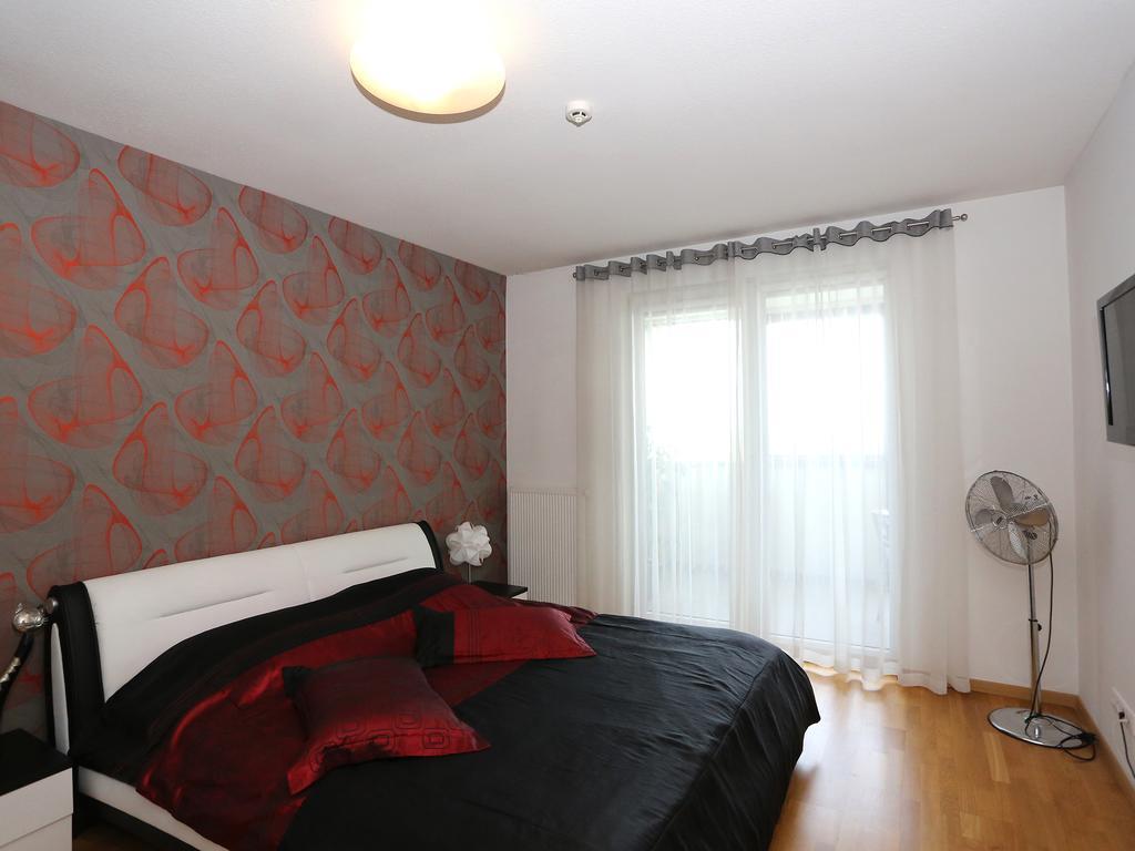 Apartments Паневежис Екстер'єр фото