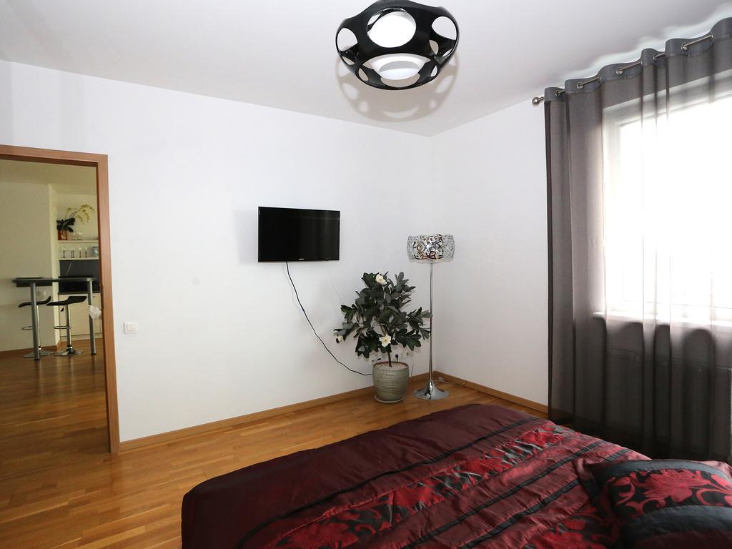 Apartments Паневежис Екстер'єр фото