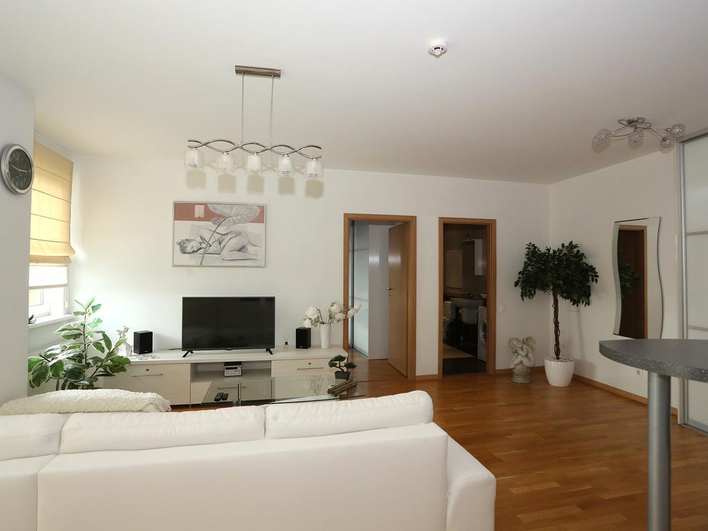 Apartments Паневежис Екстер'єр фото