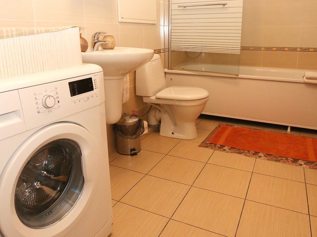 Apartments Паневежис Екстер'єр фото